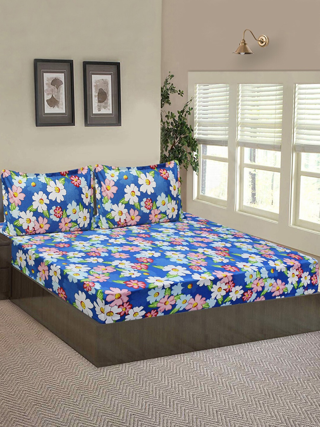 

Good Homes by Home Candy Blue & Pink Floral 144 TC Queen Bedsheet with 2 Pillow Covers