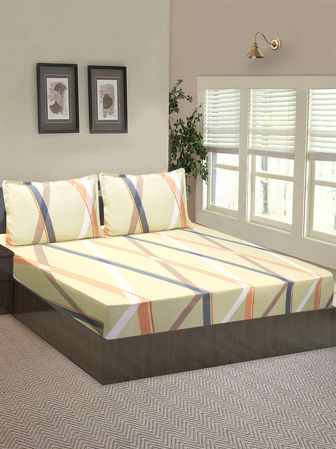 

Good Homes by Home Candy Beige & Blue Geometric 144 TC Queen Bedsheet with 2 Pillow Covers