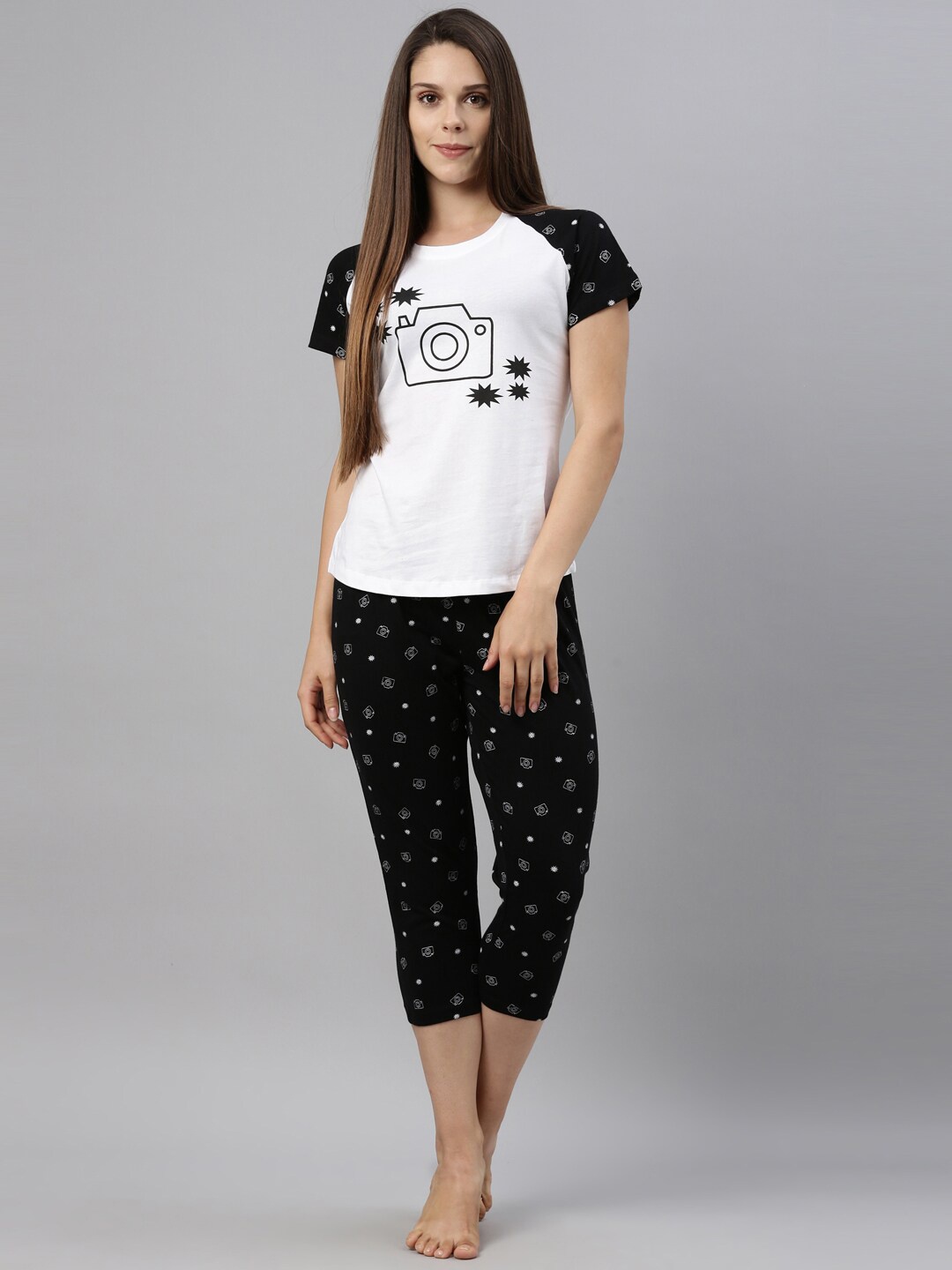 

Curare Women White & Black Printed Night suit