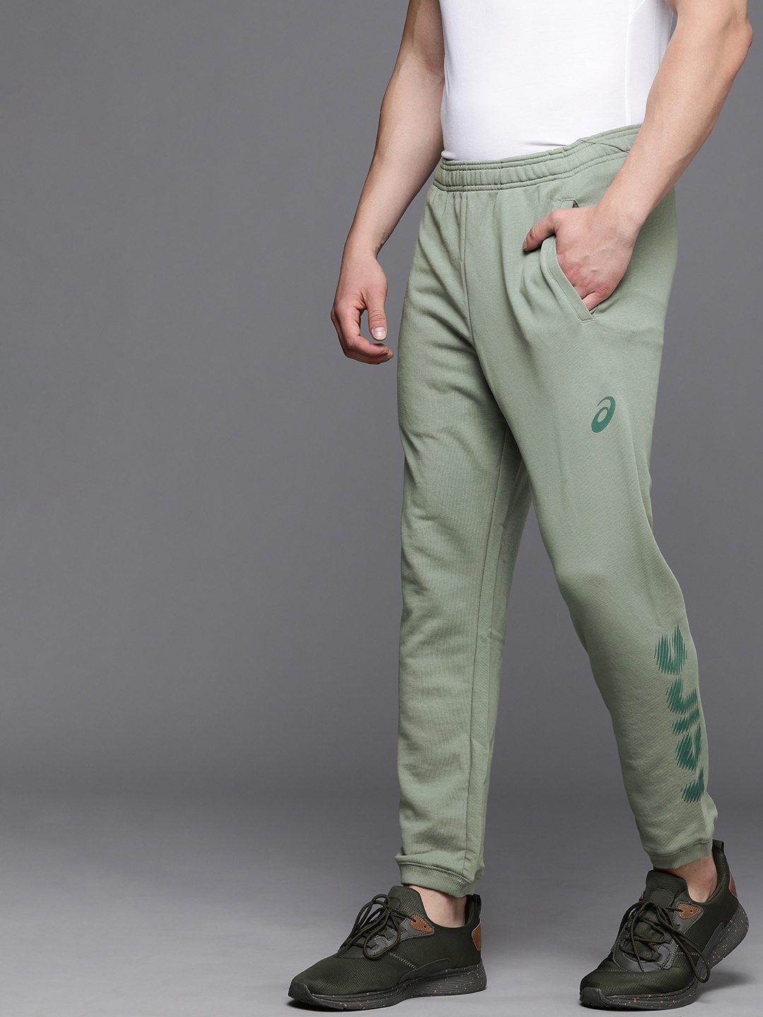 

ASICS Men Green Brand logo Printed Slim Fit Joggers