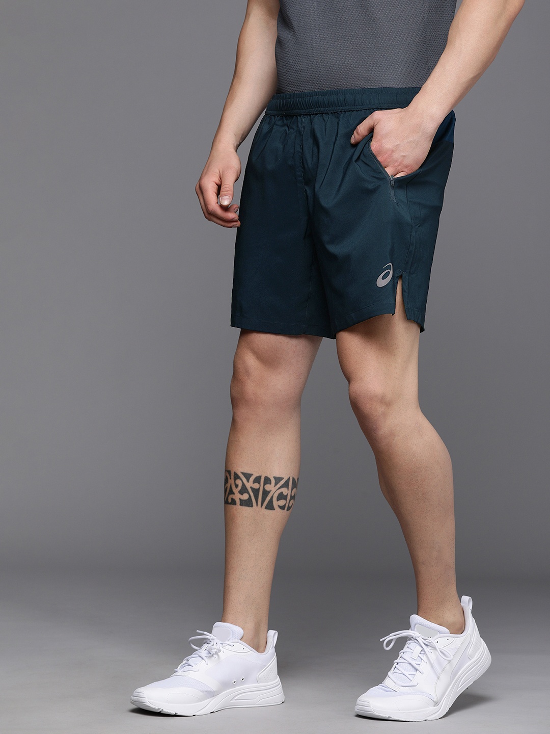 

ASICS Men 7IN Woven Reflective Brand logo Printed Running Sports Shorts, Teal