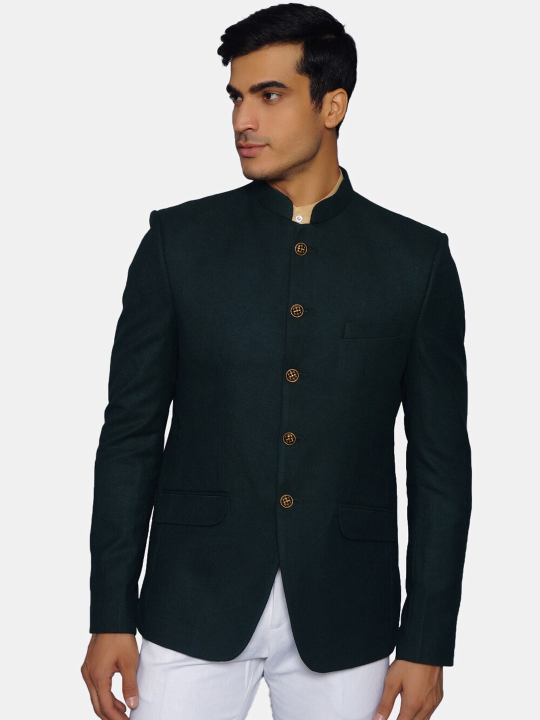 

Wintage Men Green Solid Bandhgala Blazer