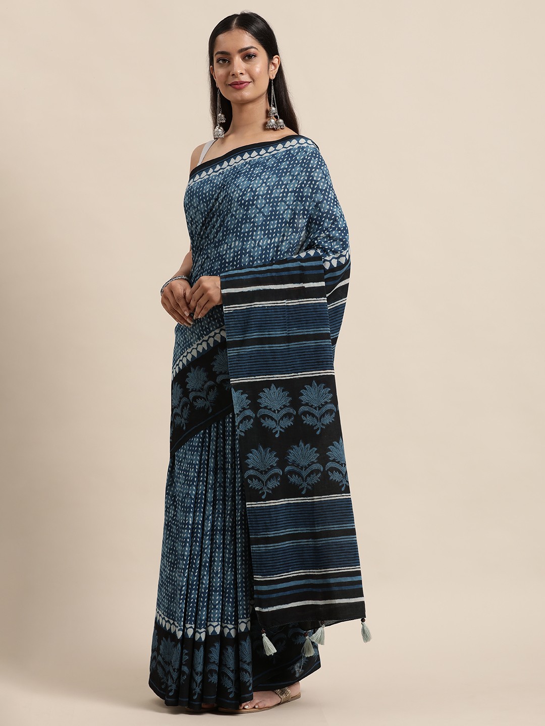 

Geroo Jaipur Blue Dabu Pure Cotton Block Print Saree