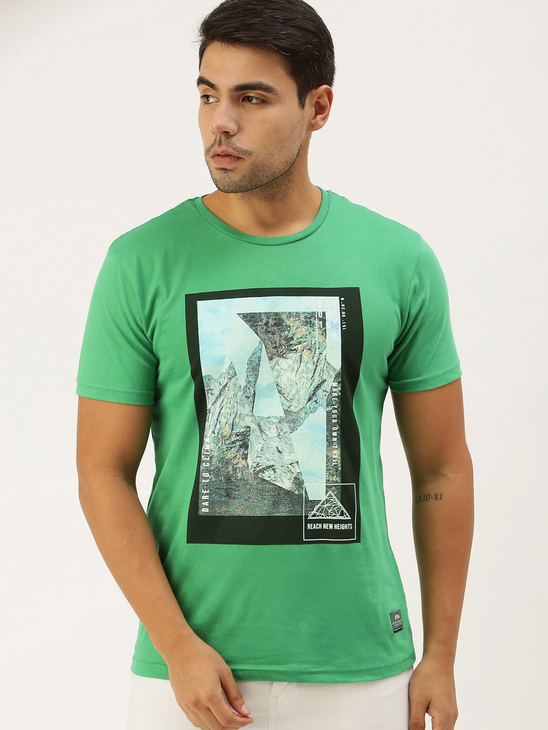 

Peter England Men Green Graphic Print Slim Fit Pure Cotton T-shirt