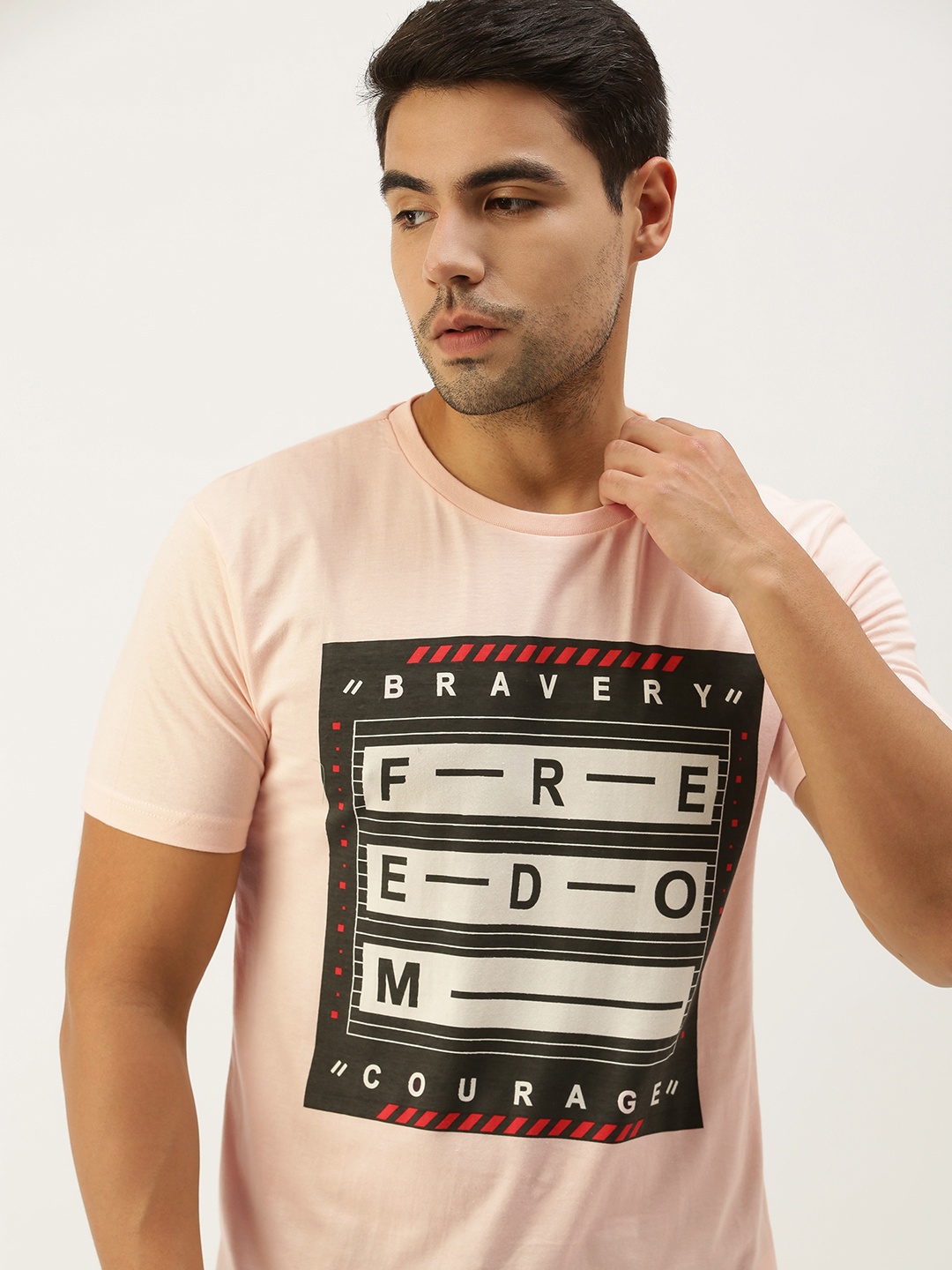 

Peter England Men Pink Typography Print Pure Cotton Slim Fit Pure Cotton T-shirt