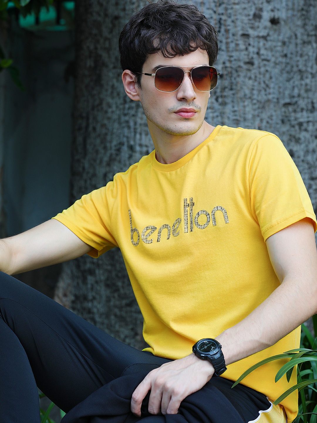 

United Colors of Benetton Men Yellow Black Pure Cotton Brand Logo Applique Pure Cotton T-shirt