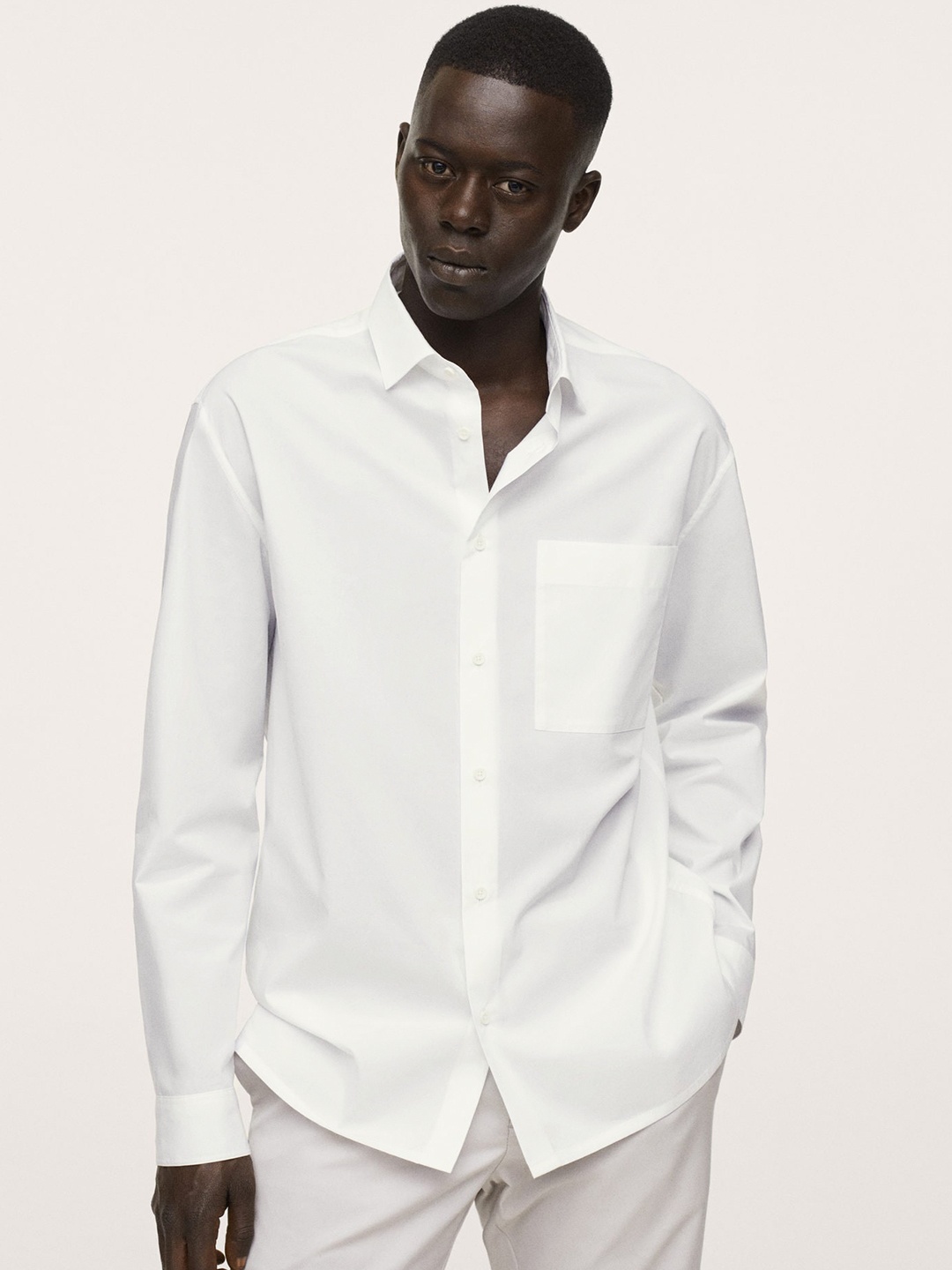 

MANGO MAN White Pure Cotton Solid Shirt