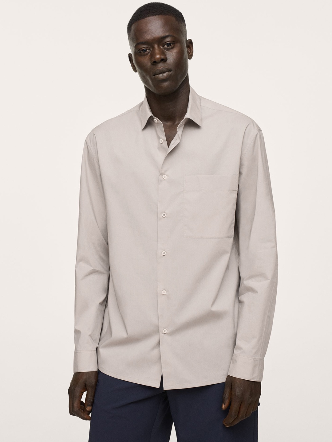 

MANGO MAN Grey Pure Cotton Solid Casual Shirt