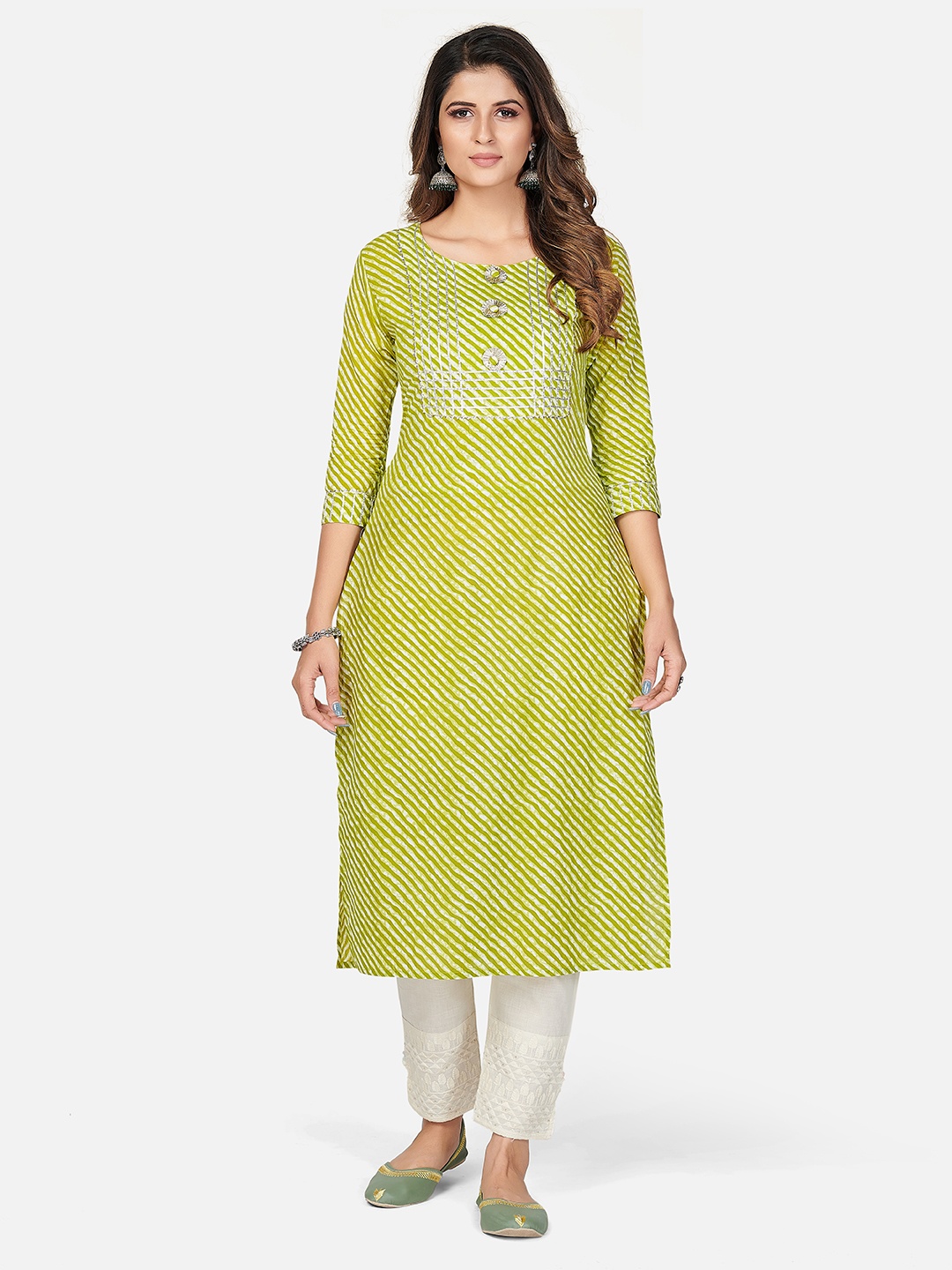 

Vbuyz Women Green Leheriya Printed Kurta