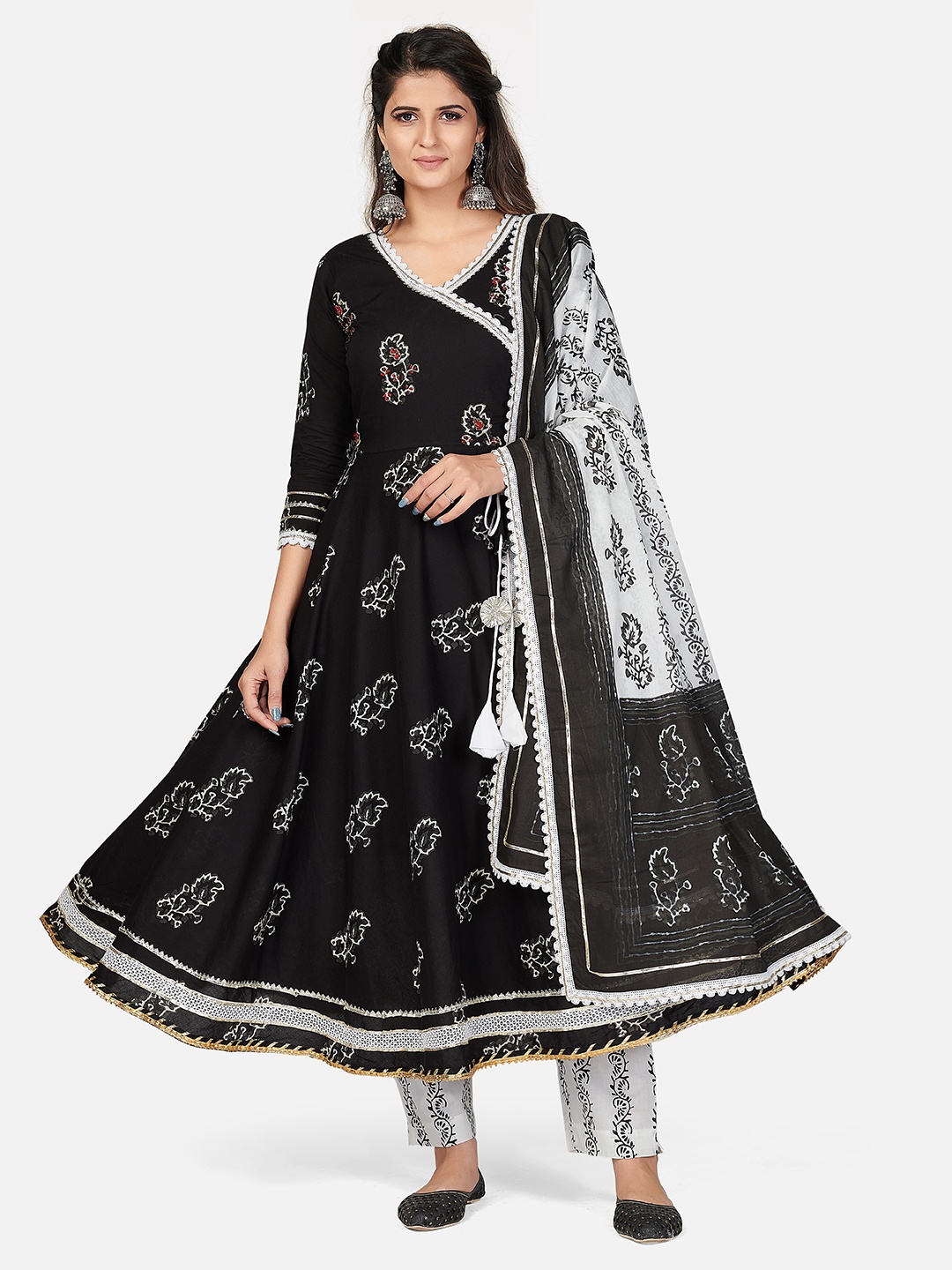 

Vbuyz Black Ethnic Motifs Printed Angrakha Pure Cotton Kurta with Trousers & With Dupatta
