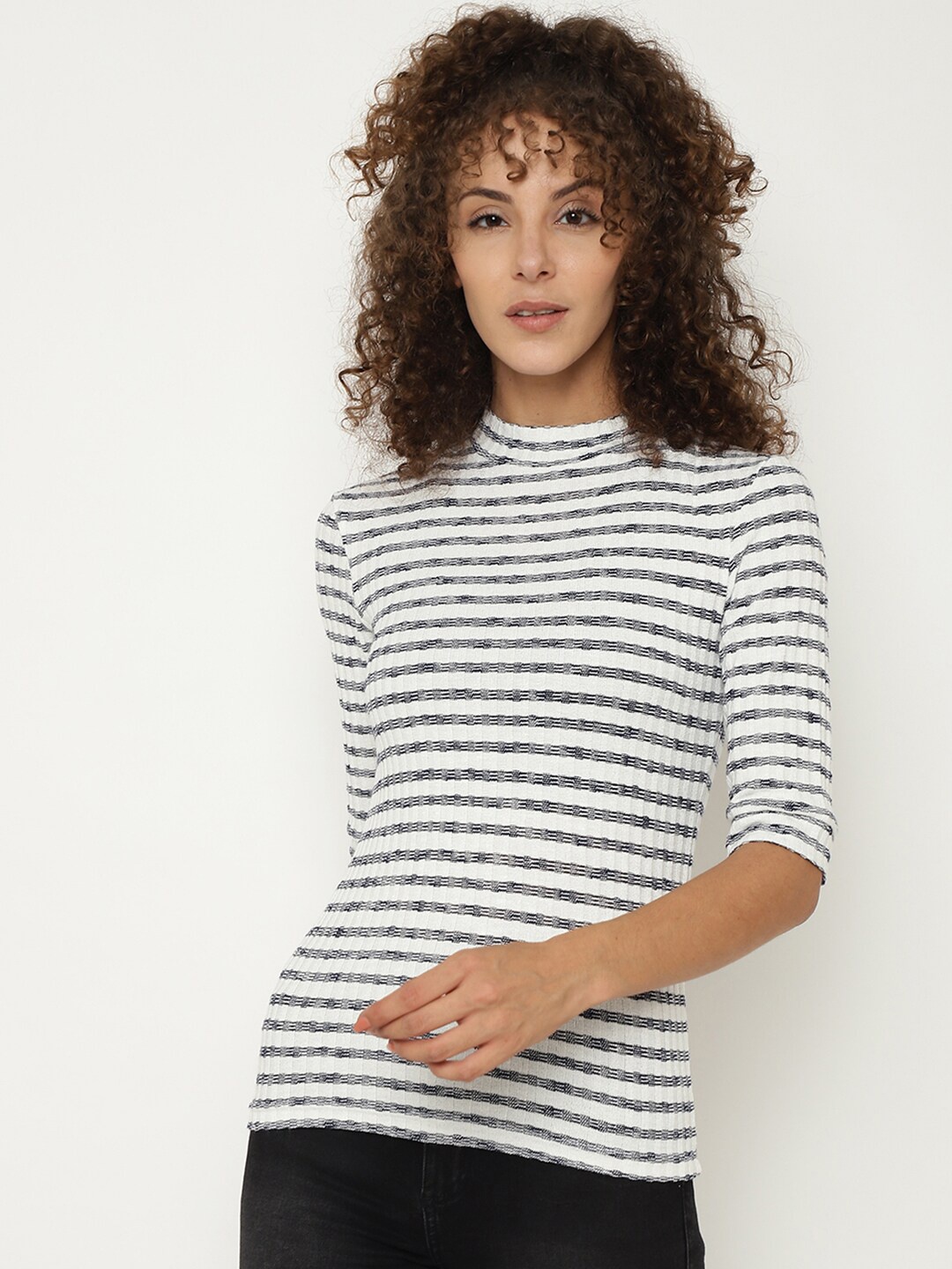 

PERFKT-U White Striped Fitted Top