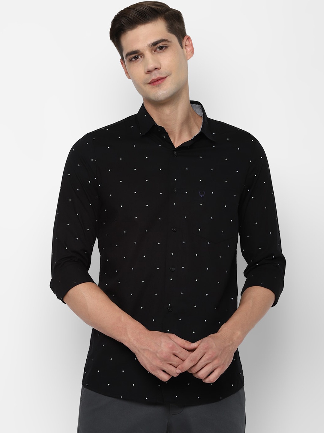 

Allen Solly Men Black & White Slim Fit Opaque Printed Cotton Casual Shirt