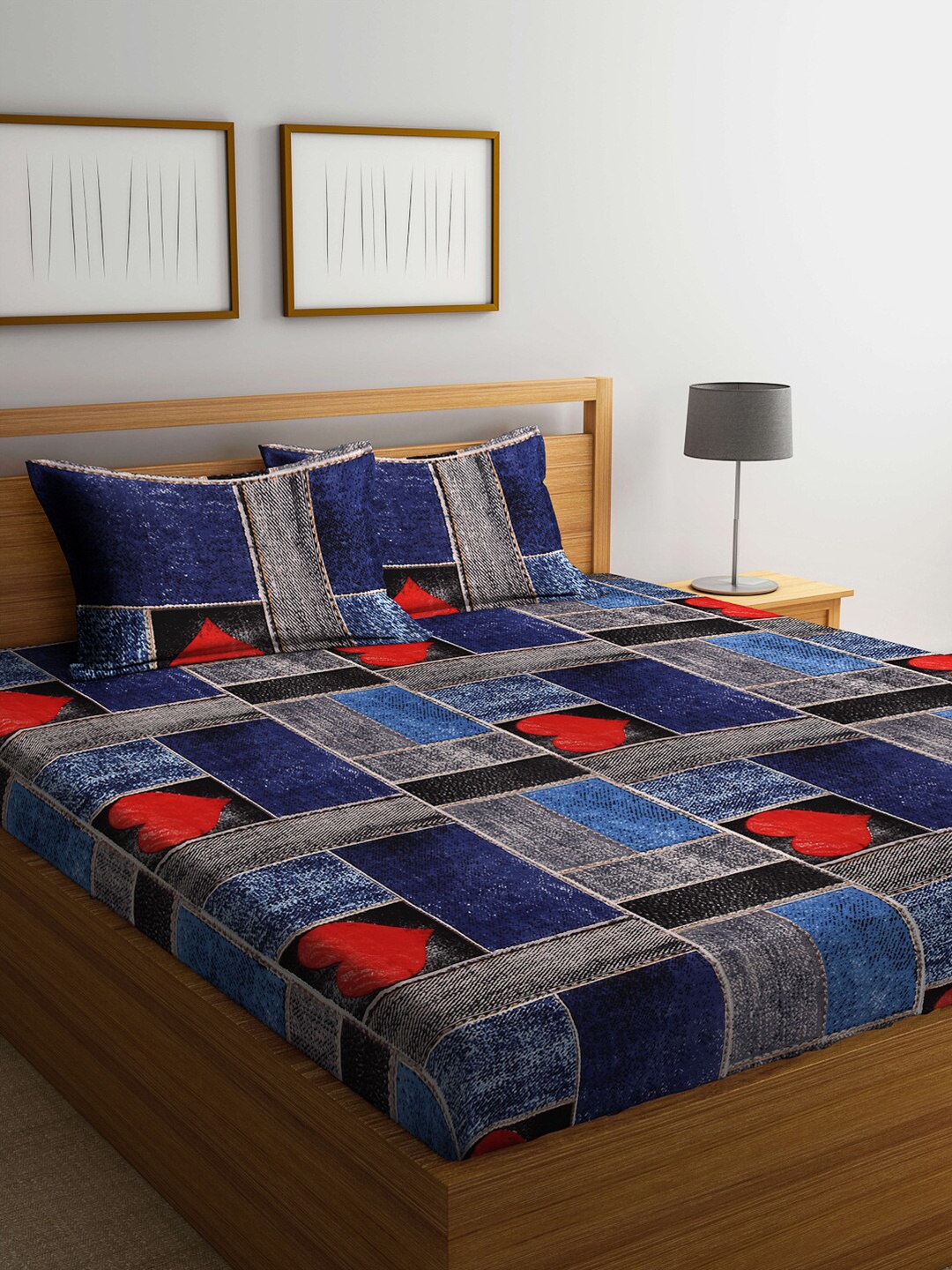 

Arrabi Blue & Grey Geometric 300 TC King Bedsheet with 2 Pillow Covers
