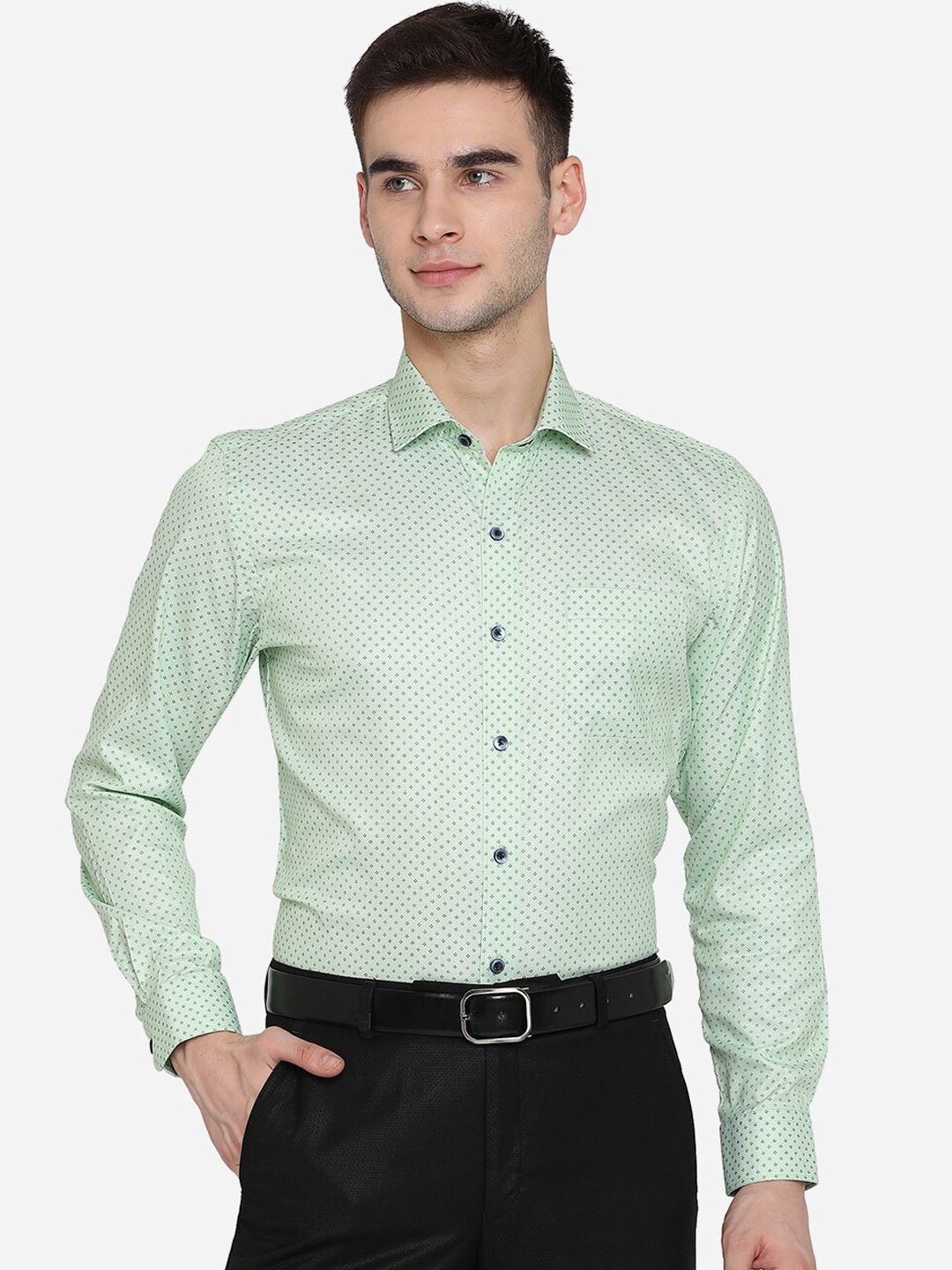 

Greenfibre Men Green Slim Fit Opaque Printed Casual Shirt