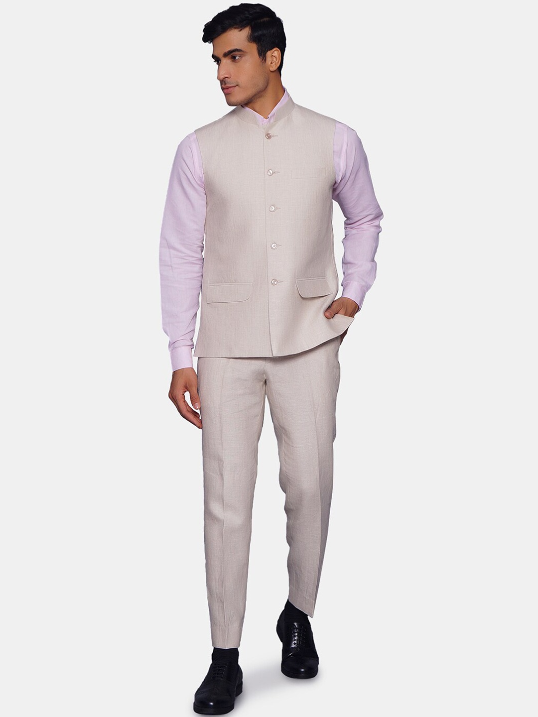 

Wintage Men Cream Coloured Solid Bandhgala Linen Formal Two-Piece Suit
