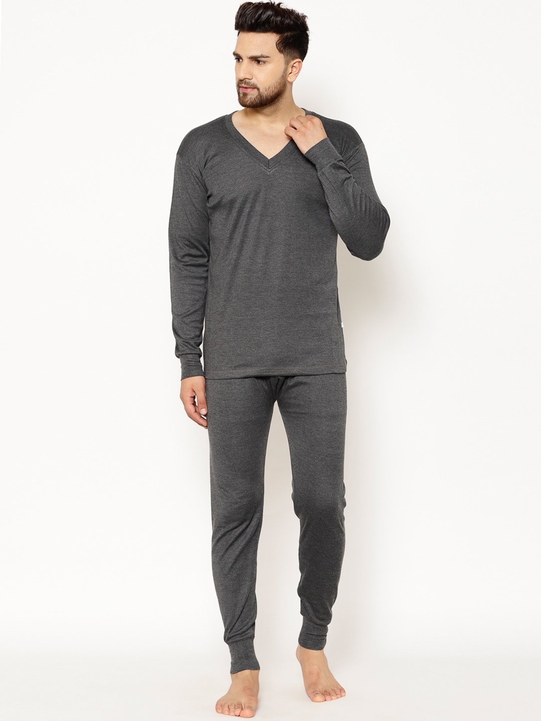 

VIMAL JONNEY Men Charcoal Black Solid Thermal Set