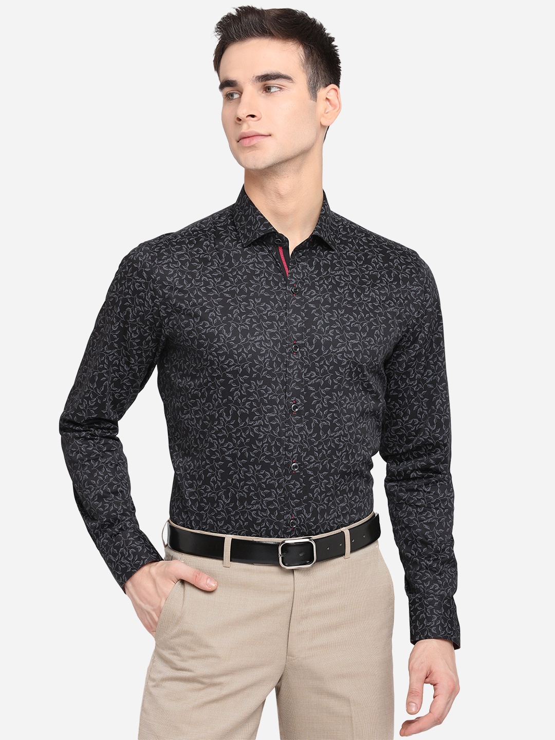 

JB STUDIO Men Black Pure Cotton Slim Fit Floral Opaque Printed Party Wear Shirt