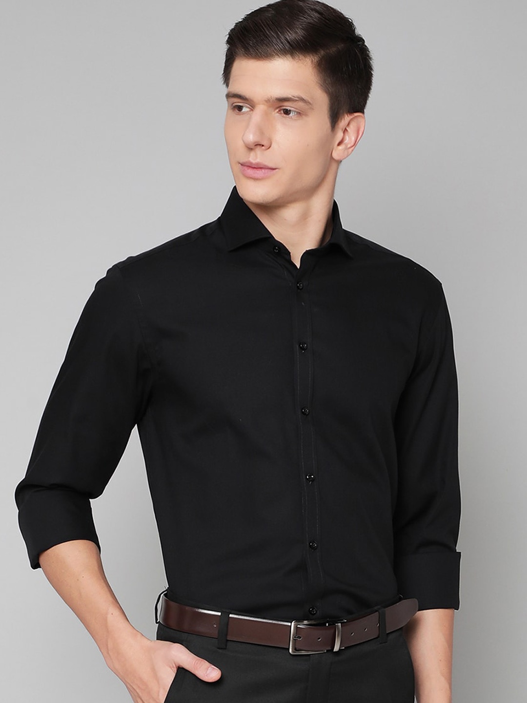 

Bruun & Stengade Men Black Slim Fit Pure Cotton Casual Shirt
