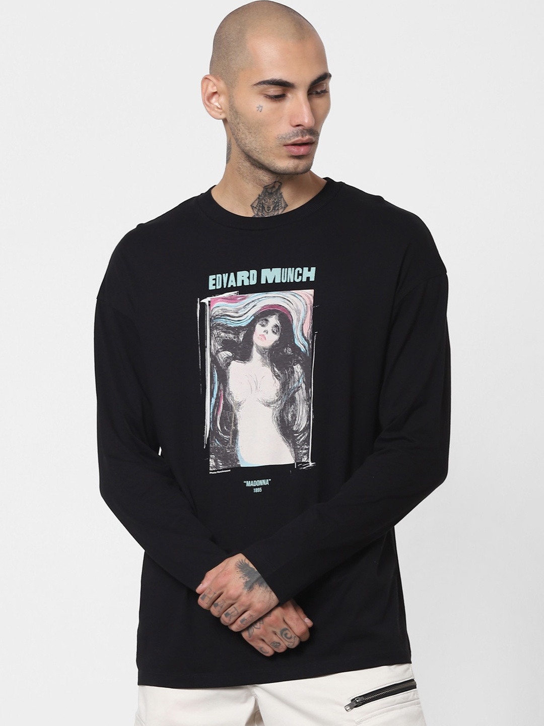 

Jack & Jones Men Black Graphic Printed Casual T-Shirt