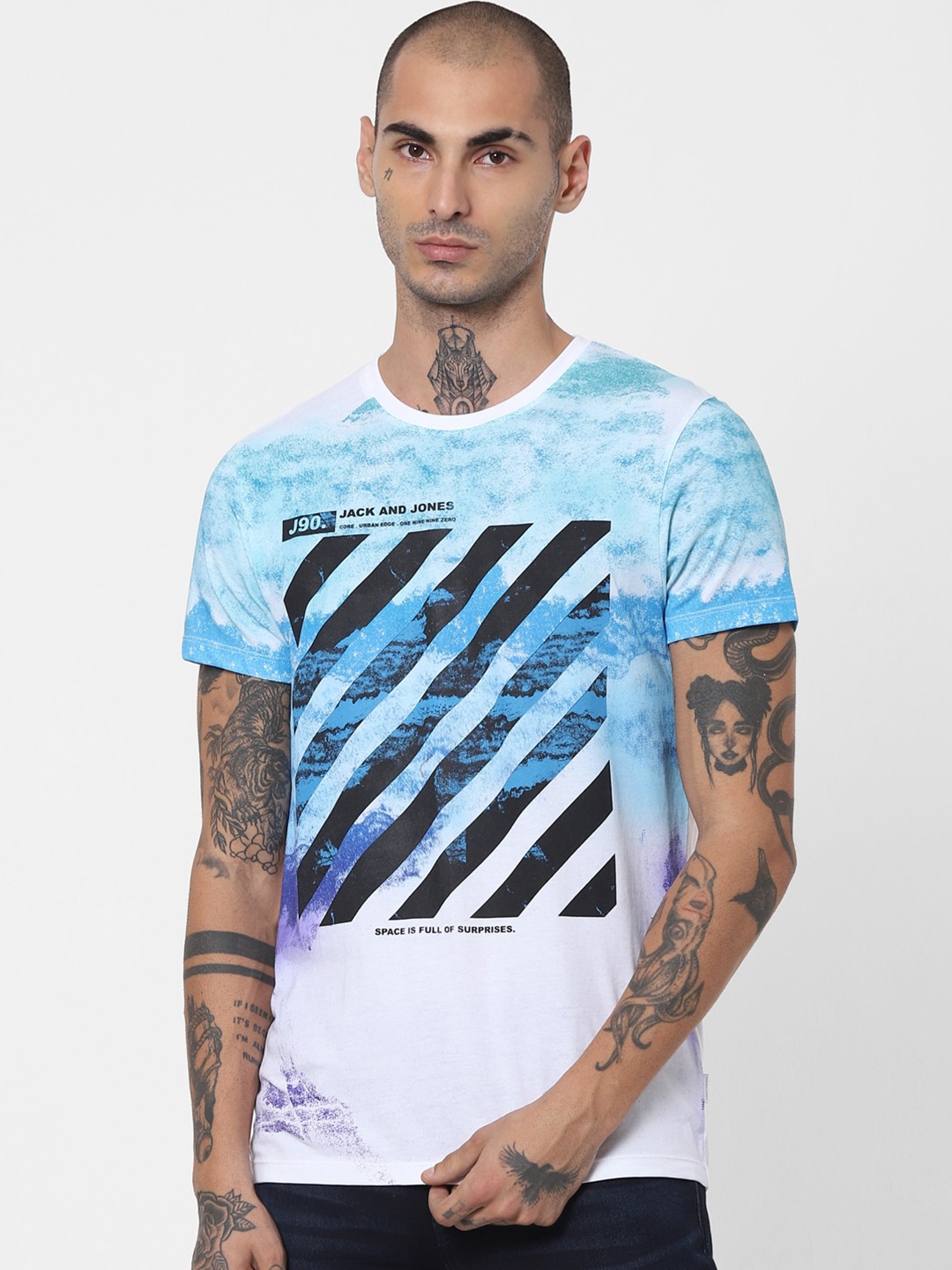 

Jack & Jones Men White & Blue Graphic Printed Casual T-Shirt