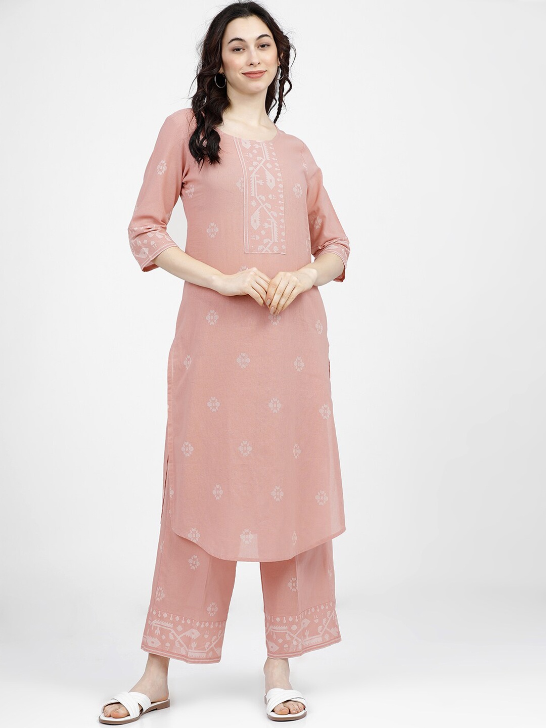 

Vishudh Women Peach-Coloured Ethnic Motifs Printed Pure Cotton Kurta with Palazzos