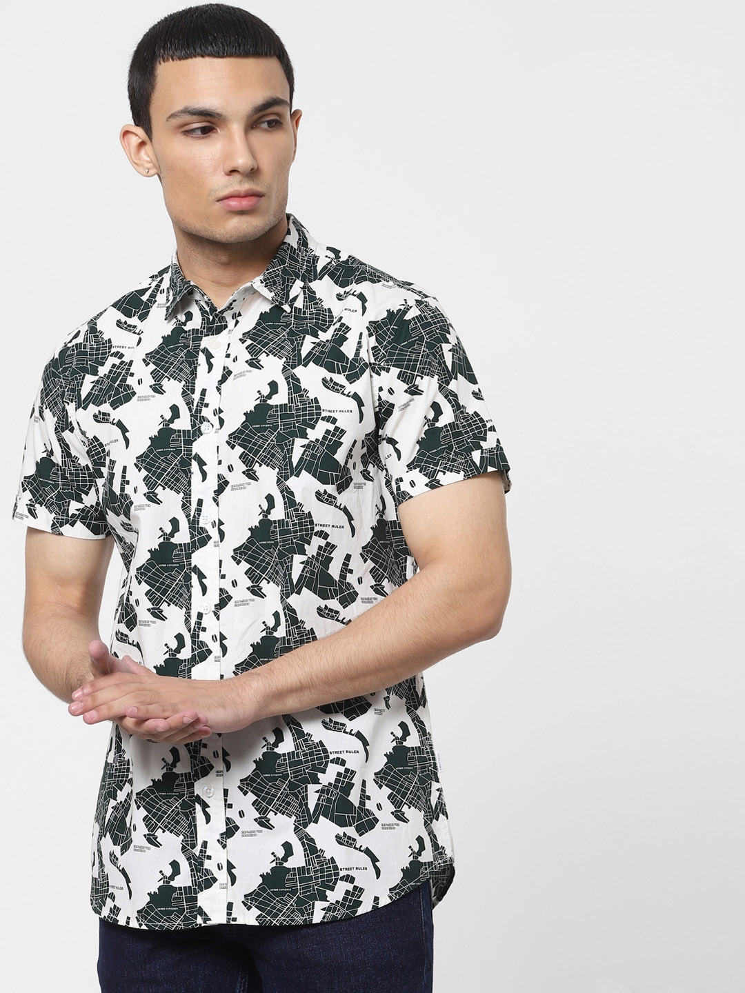 

Jack & Jones Men Green Slim Fit Opaque Printed Cotton Casual Shirt