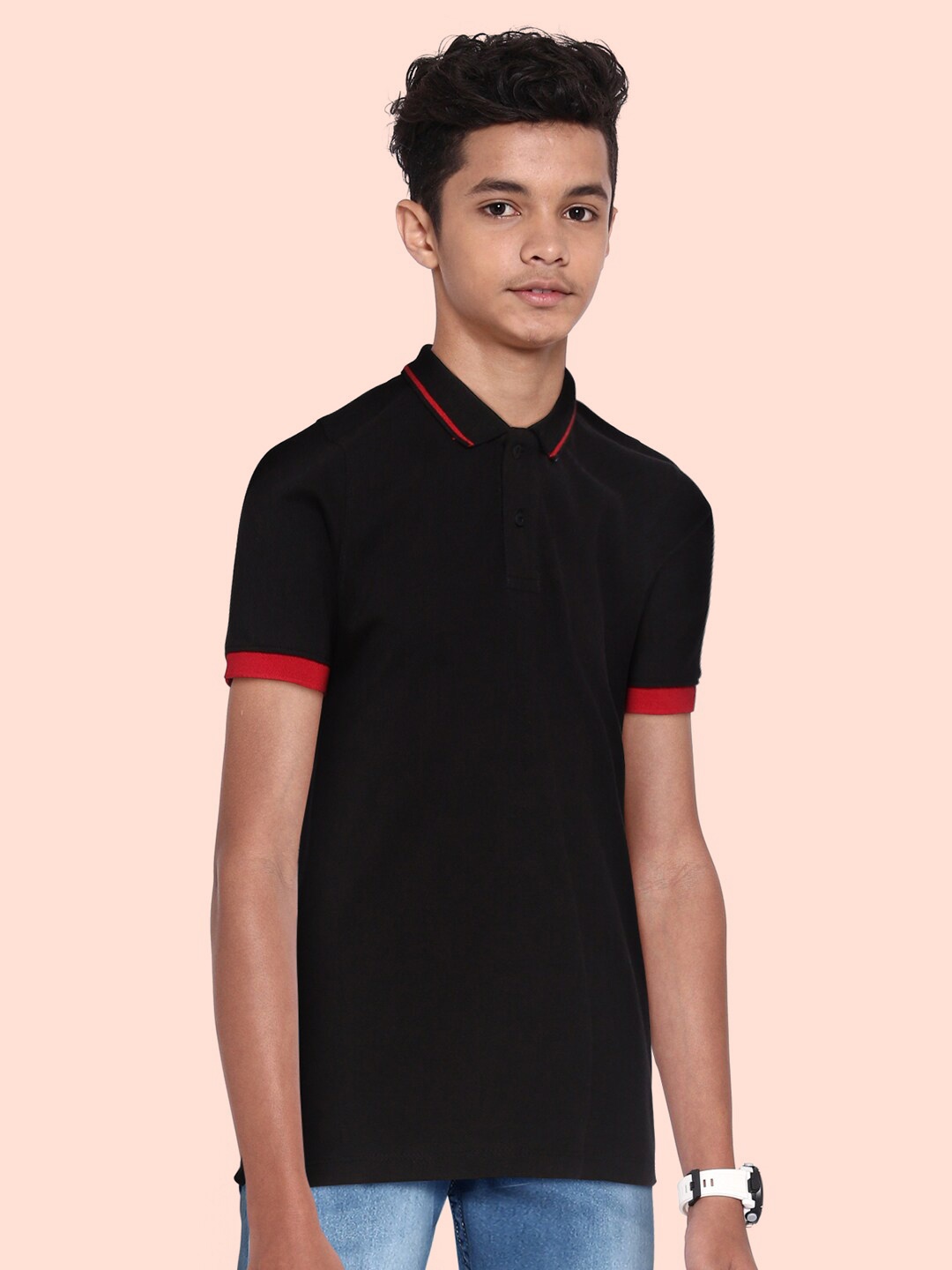 

UTH by Roadster Boys Black Solid Pure Cotton Polo Collar T-shirt