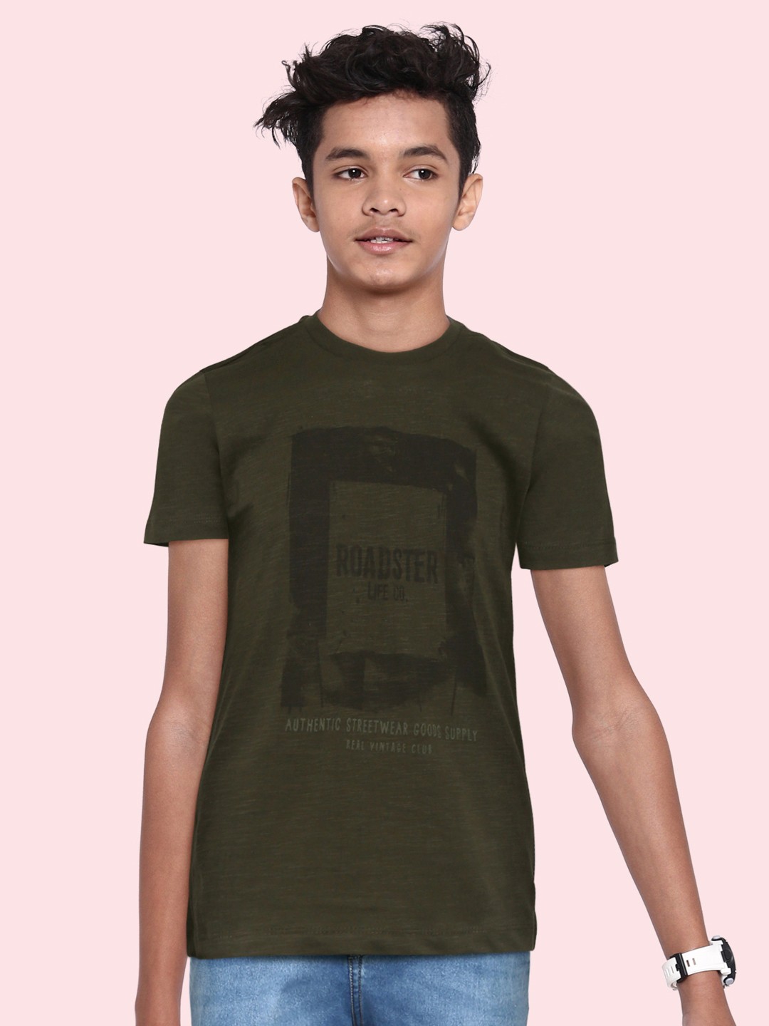 

UTH by Roadster Boys Olive Green & Black Cotton Brand Logo Printed T-shirt