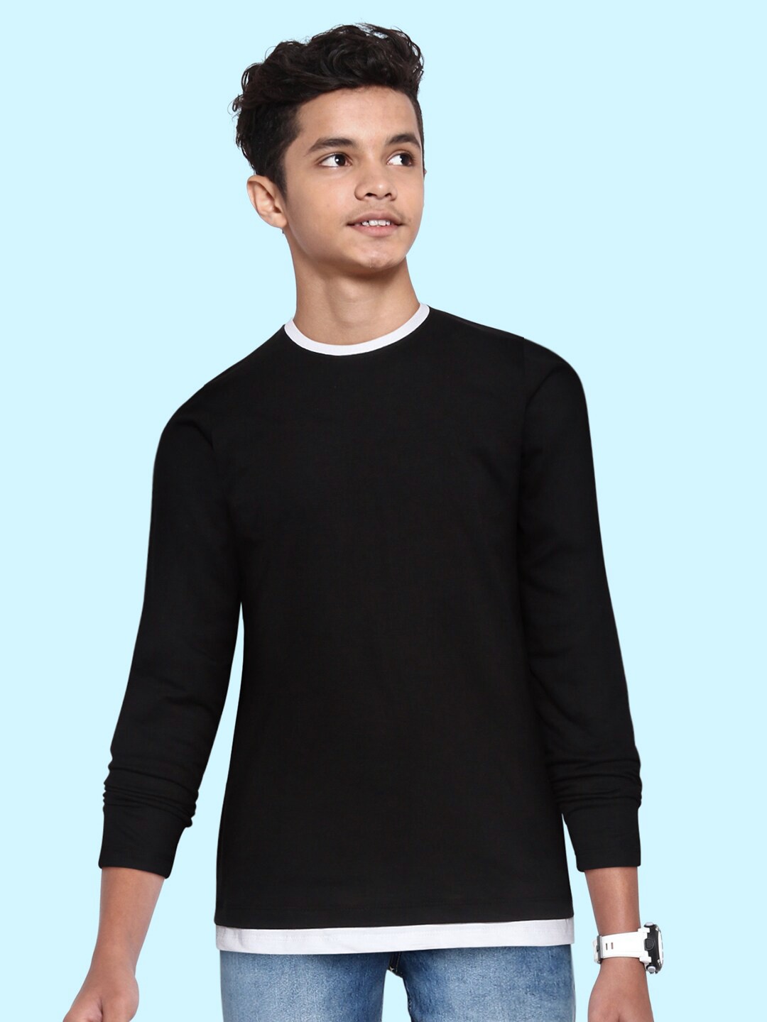 

UTH by Roadster Boys Black & White Pure Cotton T-shirt