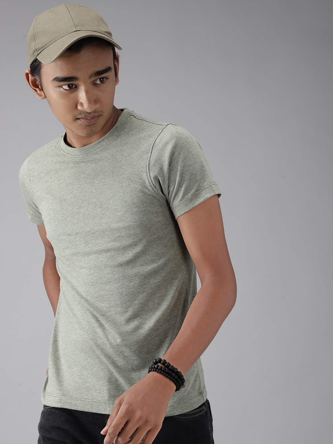 

UTH by Roadster Boys Olive Green Solid T-shirt