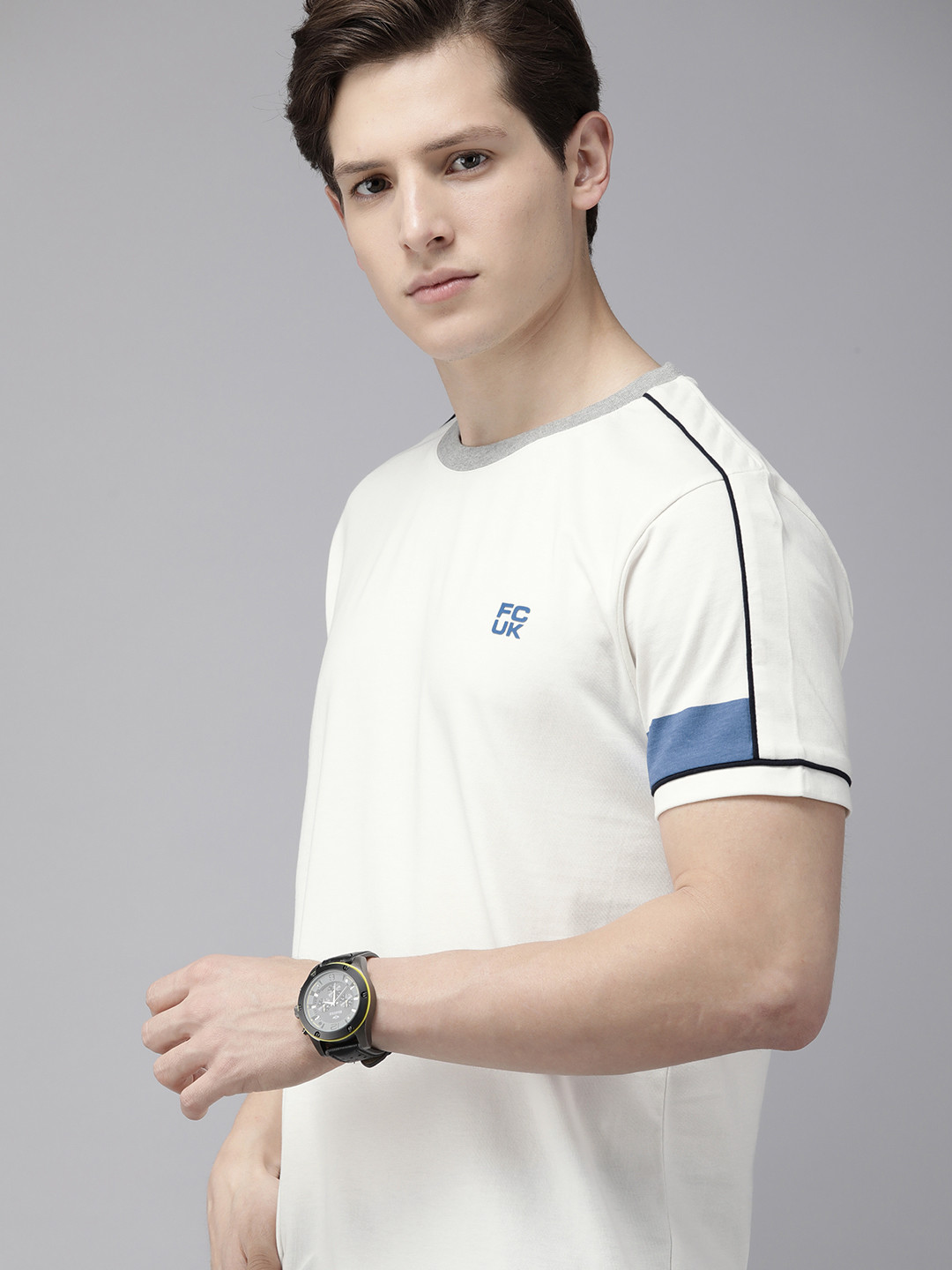 

French Connection Men White Solid Pure Cotton T-shirt