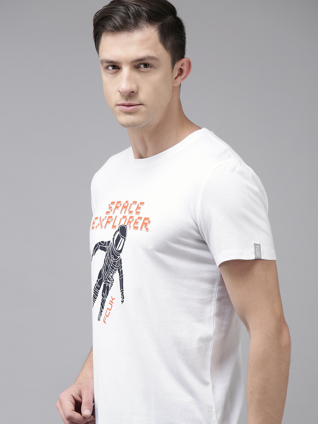 

French Connection Men White Conversational Printed Slim Fit Pure Cotton T-shirt