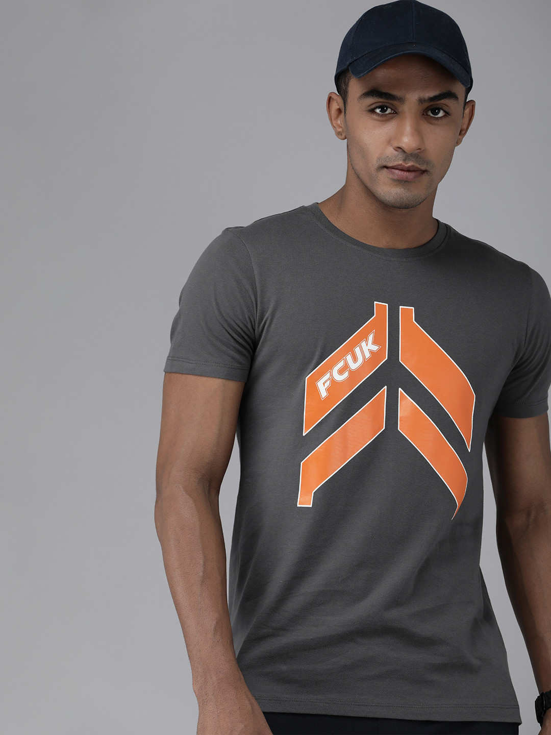 

French Connection Men Grey & Orange Printed Slim Fit T-shirt