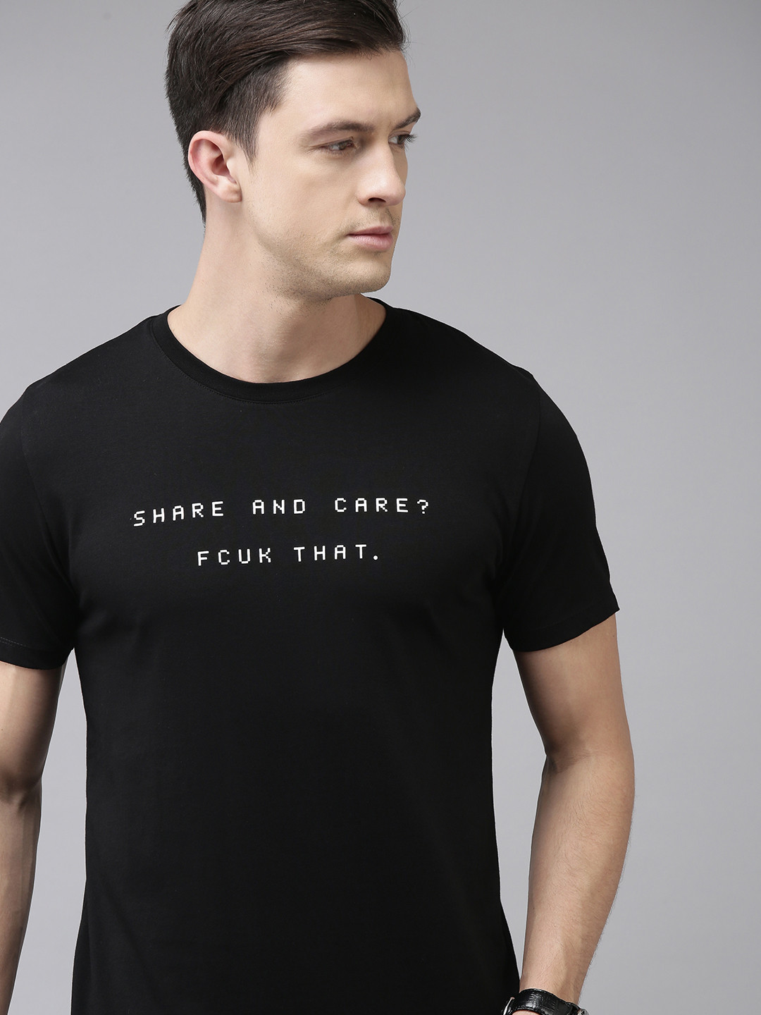 

French Connection Men Black Typography Printed Slim Fit Pure Cotton T-shirt