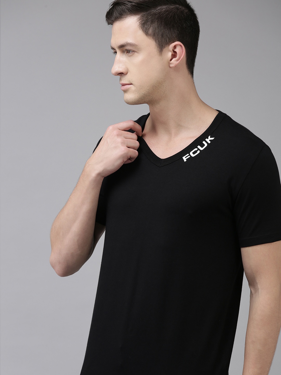 

French Connection Men Black Pure Cotton V-Neck Slim Fit T-shirt