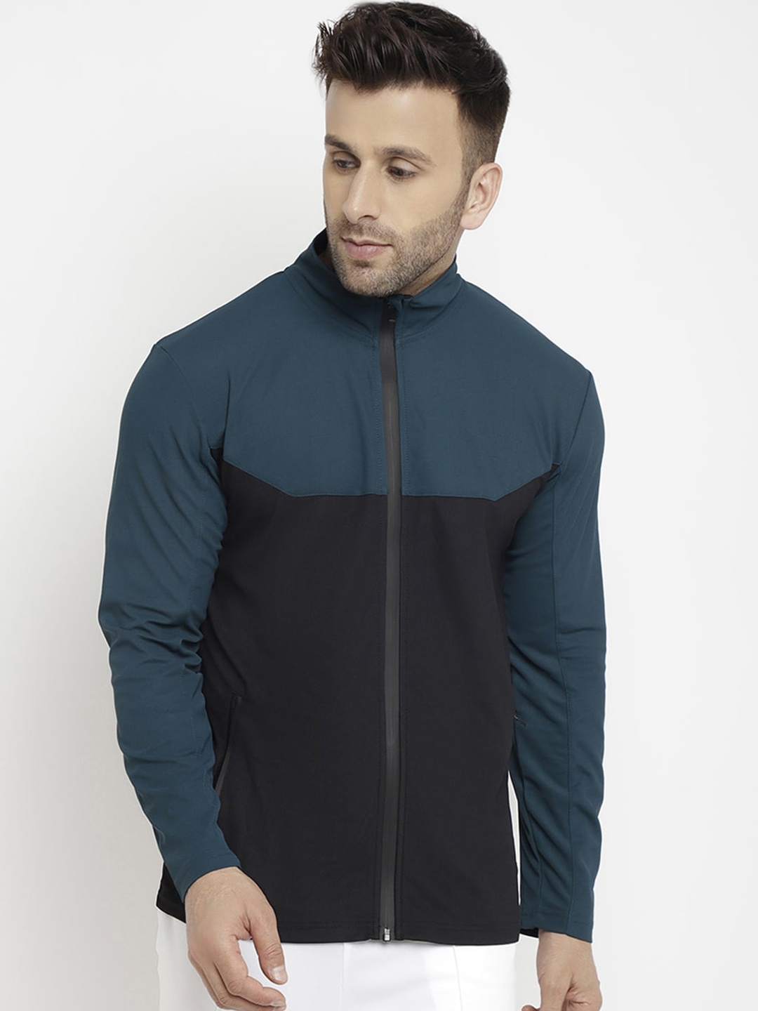 

PERFKT-U Men Teal Colourblocked Lightweight Sporty Jacket