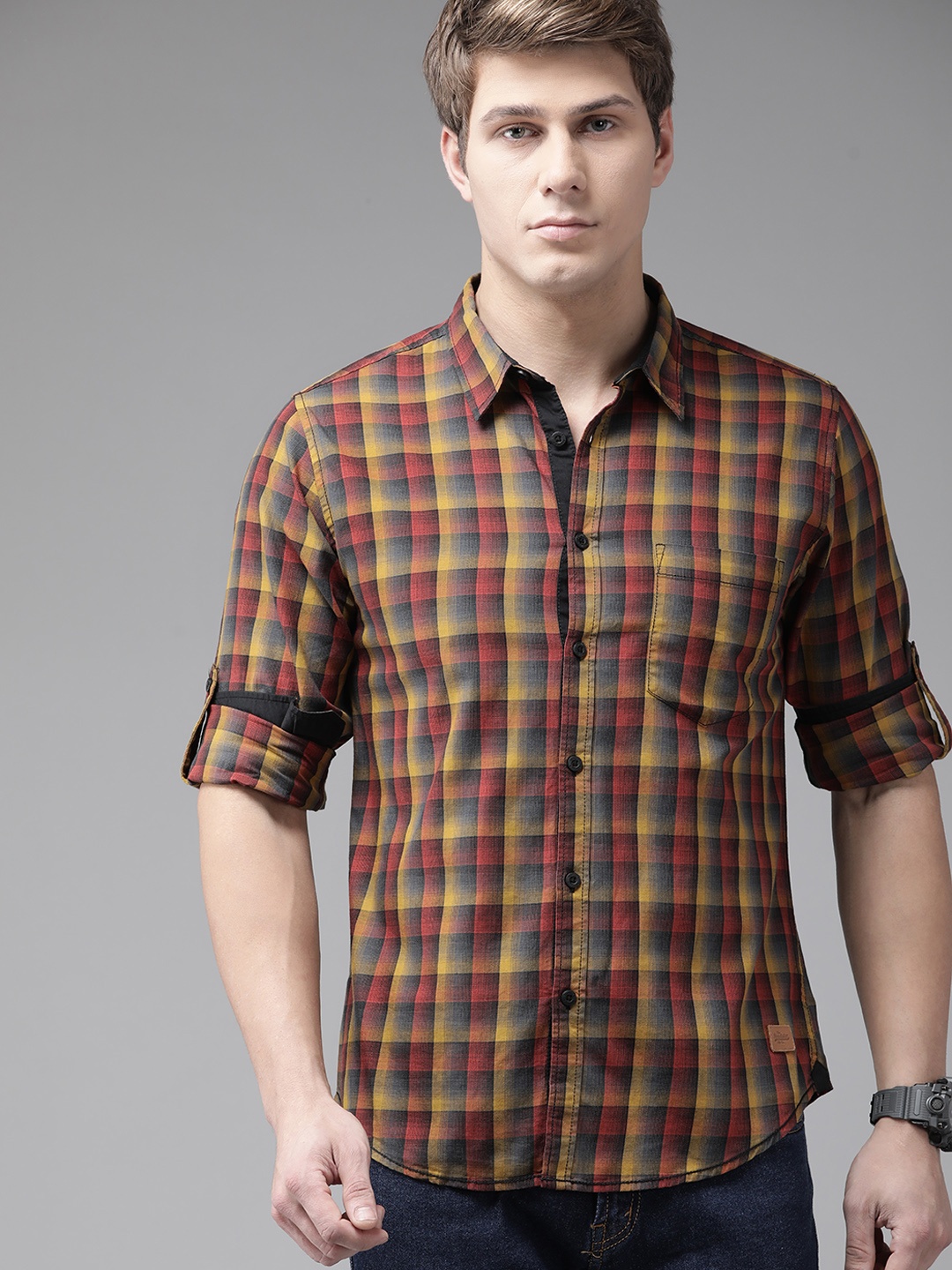 

Roadster Men Red Contemporary Tartan Checks Casual Shirt