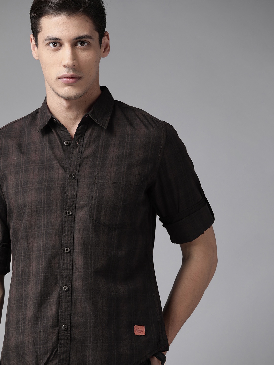 

Roadster Men Charcoal Grey Gingham Checks Pure Cotton Opaque Checked Casual Shirt