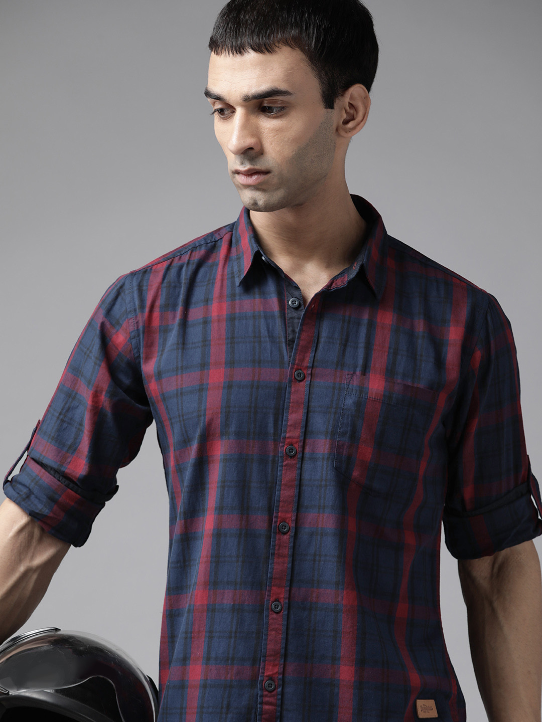 

Roadster Men Red Gingham Cotton Opaque Checked Casual Shirt
