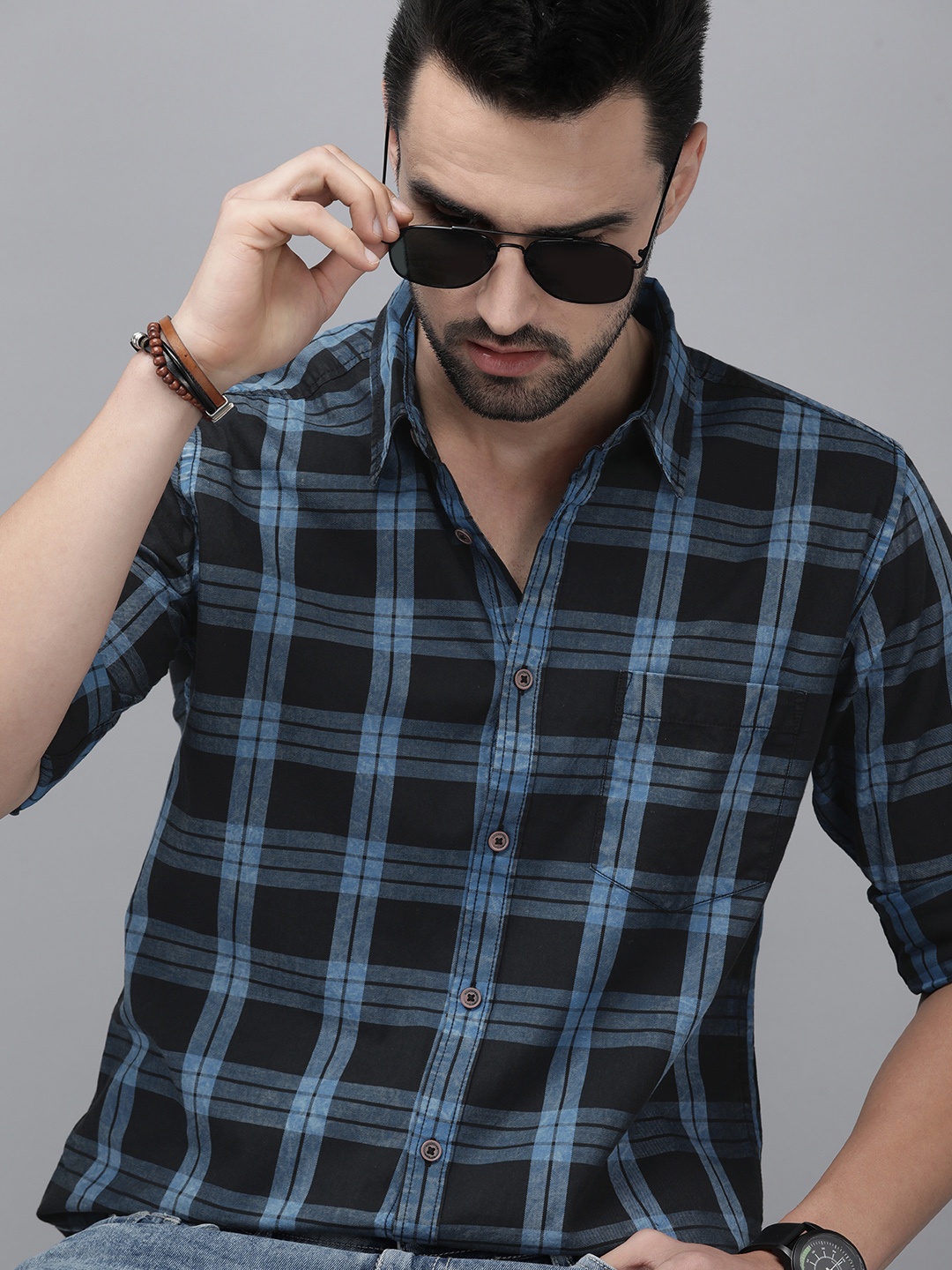 

The Roadster Lifestyle Co Men Black Checked Casual Shirt