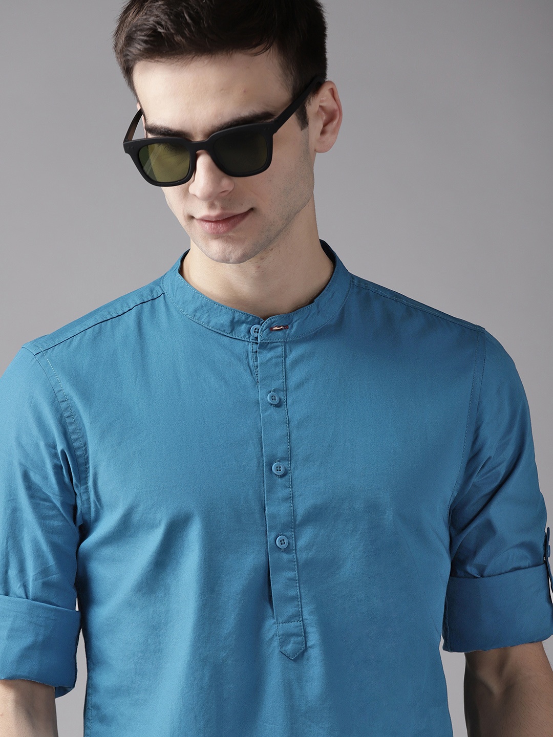 

Roadster Men Blue Pure Cotton Opaque Casual Shirt