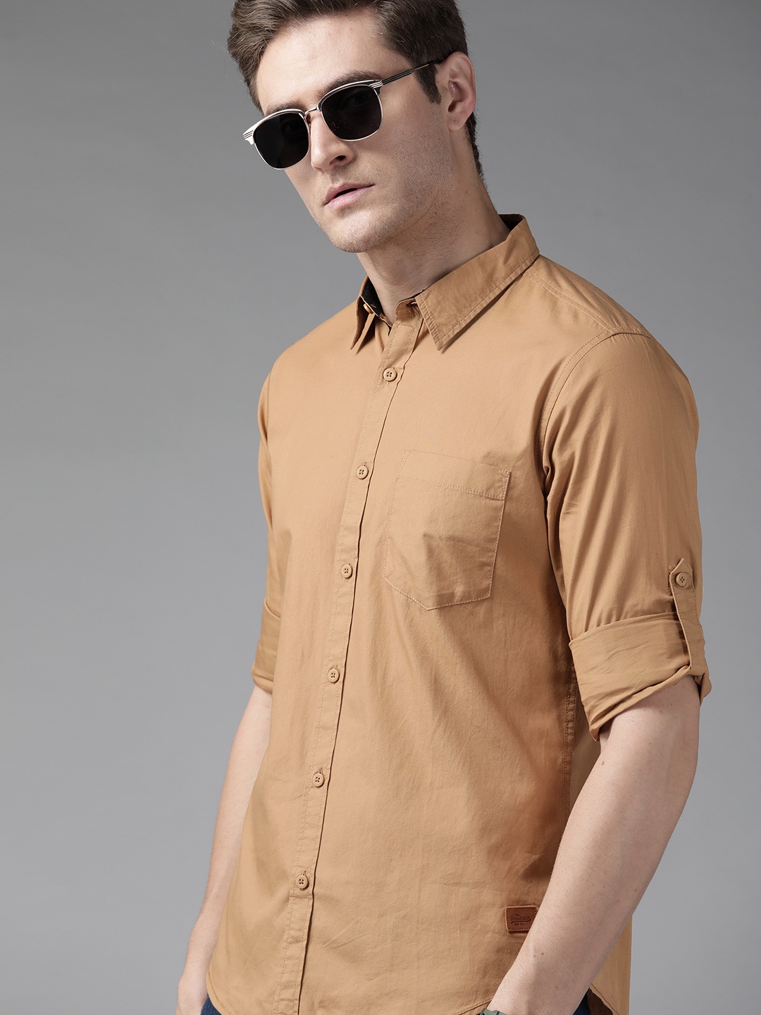 

Roadster Men Khaki Pure Cotton Solid Casual Shirt