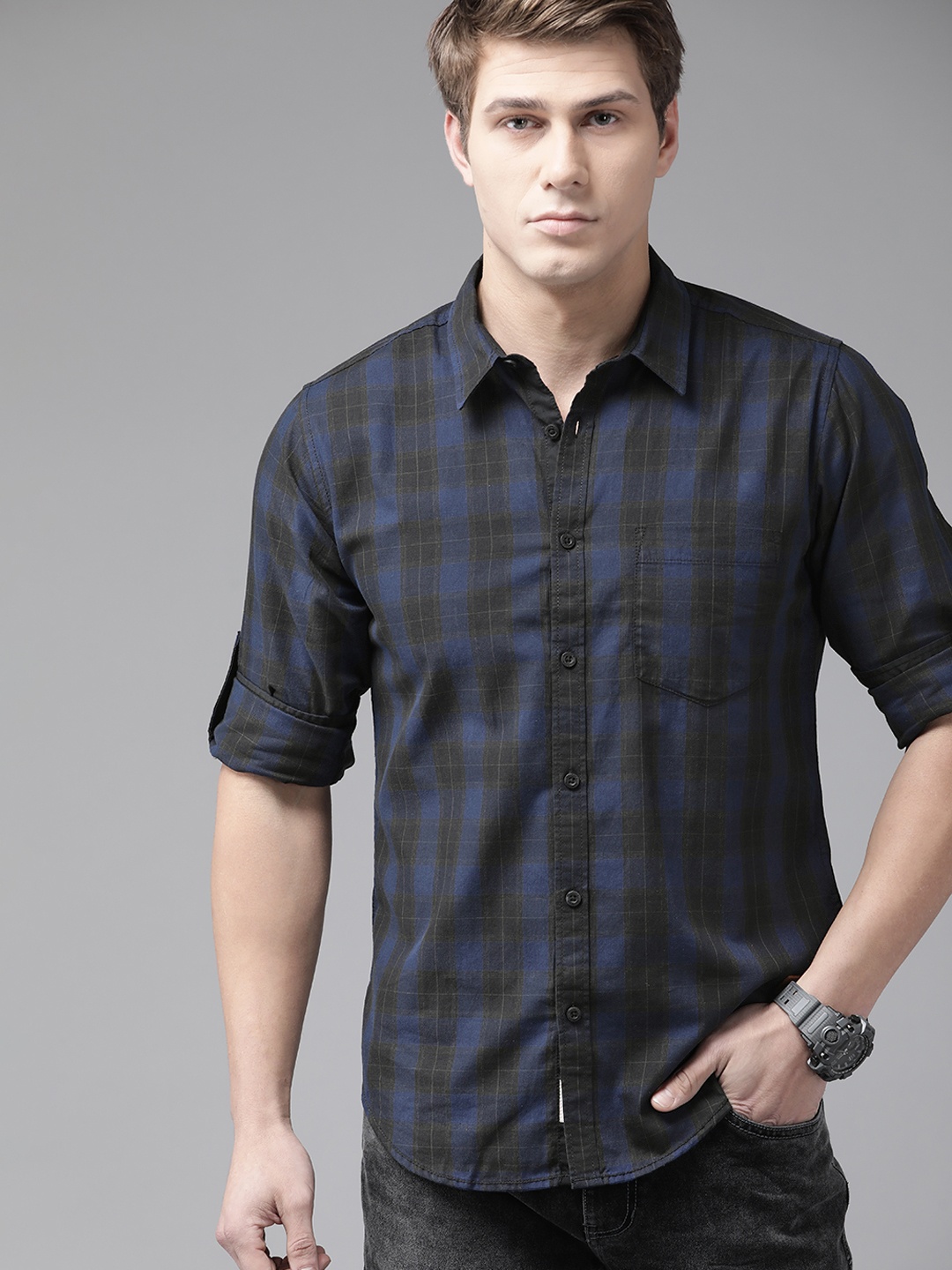 

Roadster Men Navy Blue & Black Tartan Checked Pure Cotton Casual Shirt