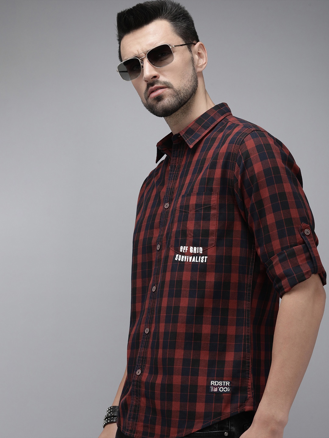 

The Roadster Lifestyle Co Men Brown & Black Checked Pure Cotton Casual Shirt