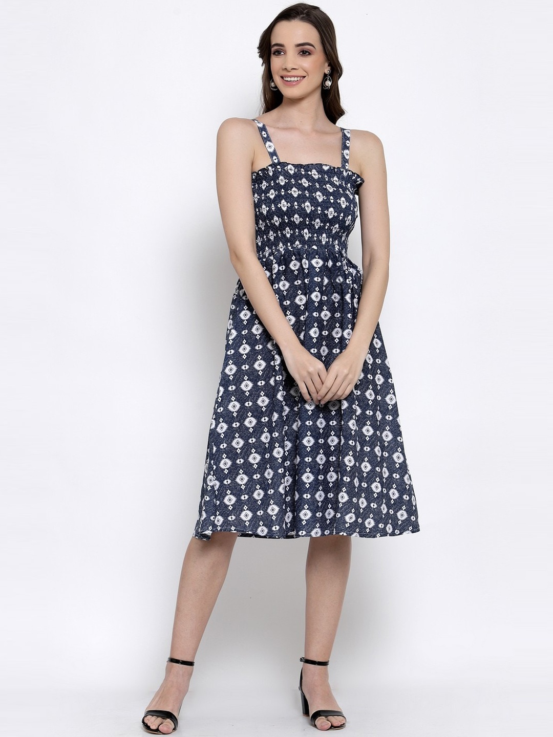 

KLOTTHE Blue & White Dress