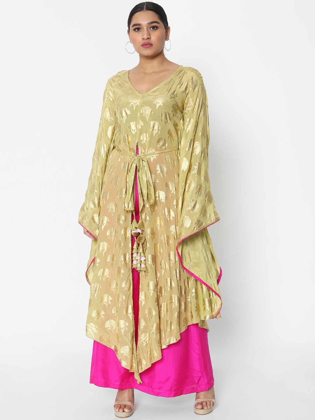 

Masaba Women Beige & Pink Ethnic Motifs Printed Regular Silk Crepe Kurta with Palazzos