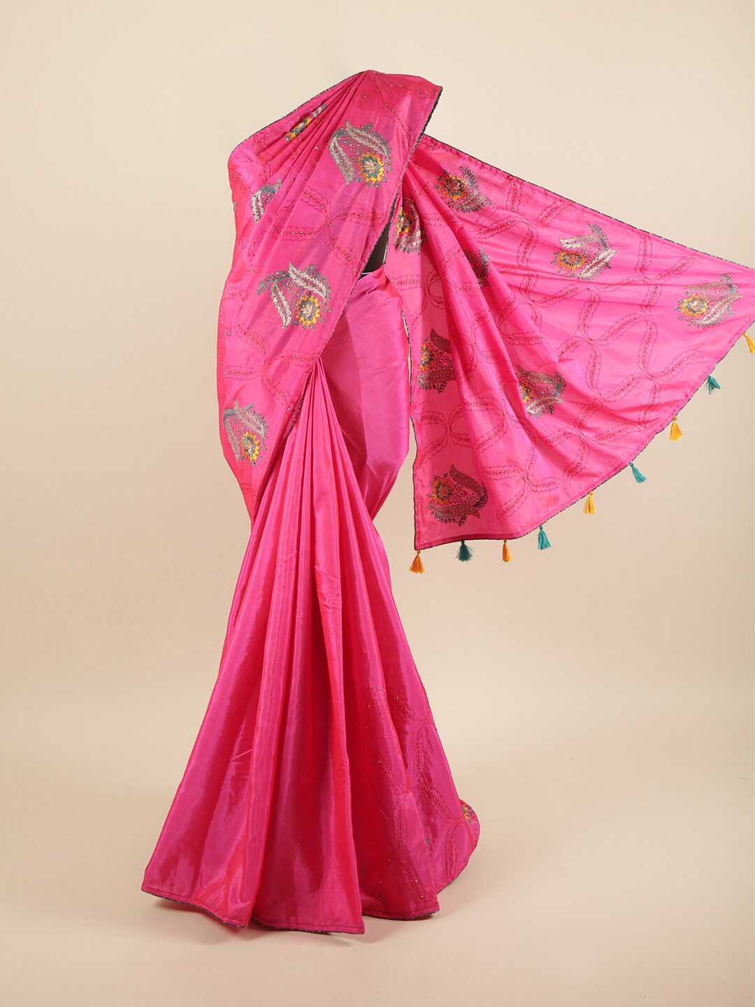 

Pothys Pink & Silver-Toned Floral Beads and Stones Art Silk Saree