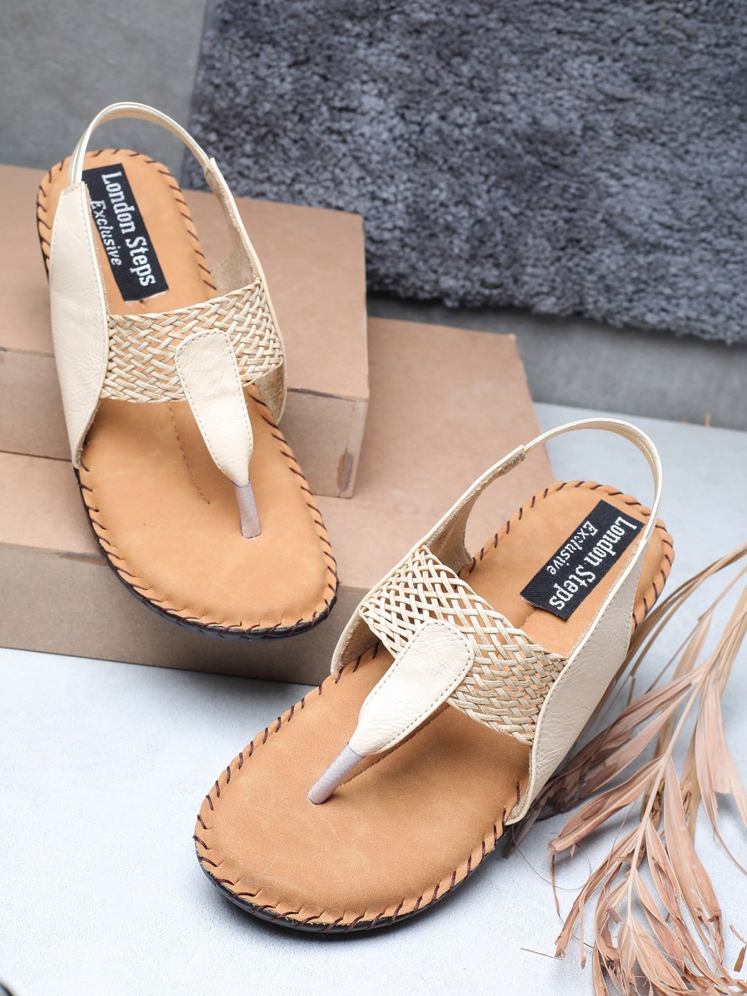 

LONDON STEPS Women Cream-Coloured T-Strap Flats