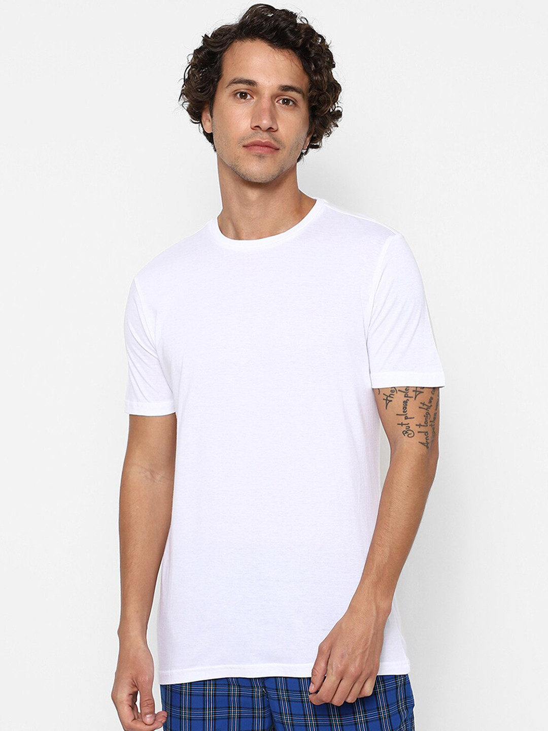 

Ajile by Pantaloons Men White Solid Lounge T-Shirt