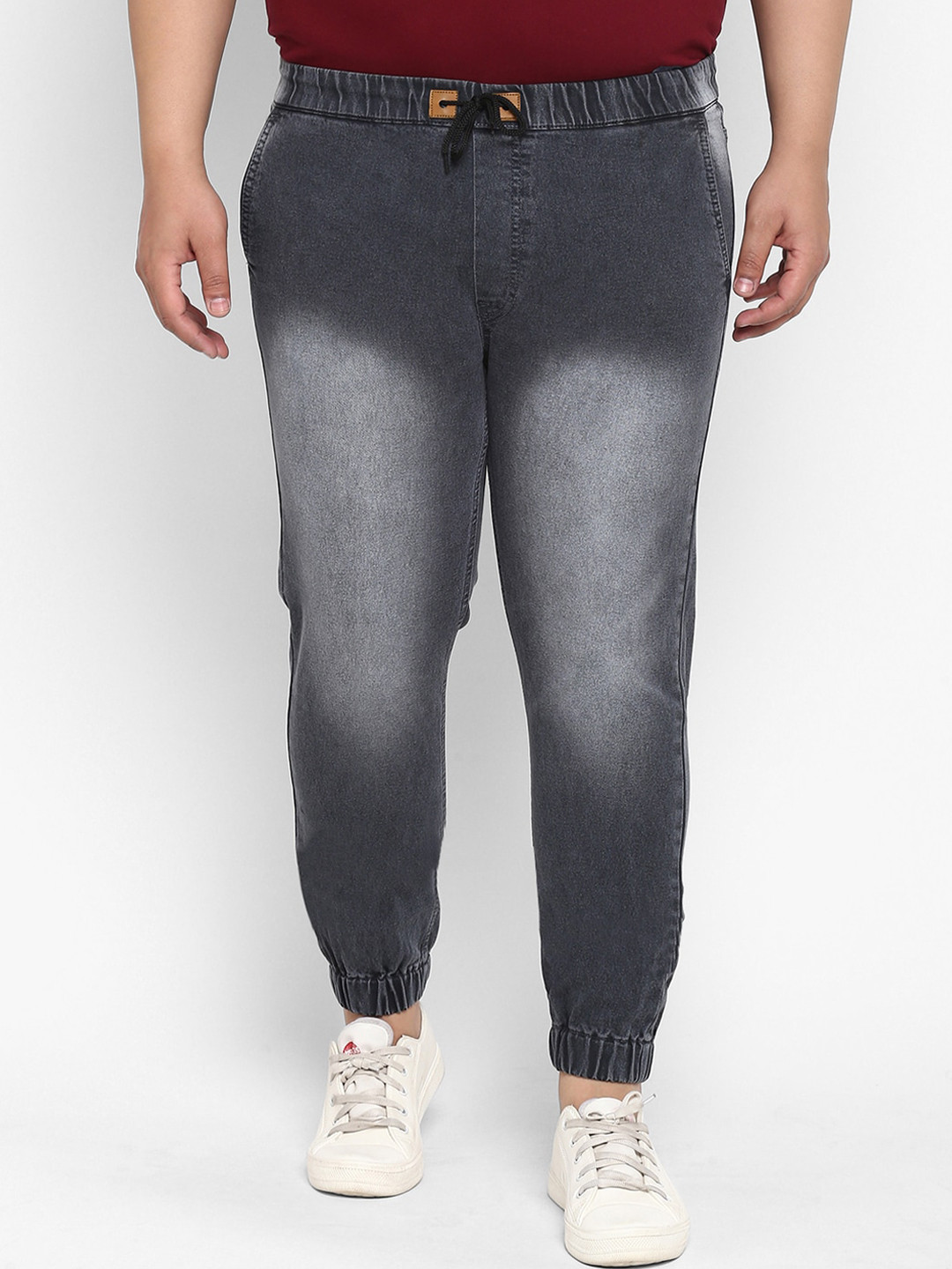 

Urbano Plus Men Grey Jogger Heavy Fade Stretchable Jeans